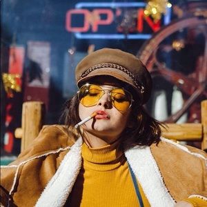 Meet your Posher, Bianca